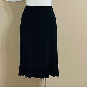Elegant Susan Lawrence Black Pleated Skirt – Size L – Stretch Waist – Versatile